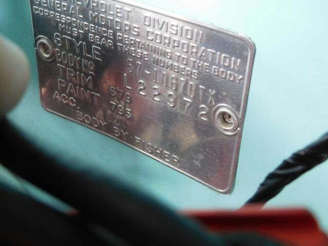 Chevrolet Bel Air/150/210 1957 image number 28