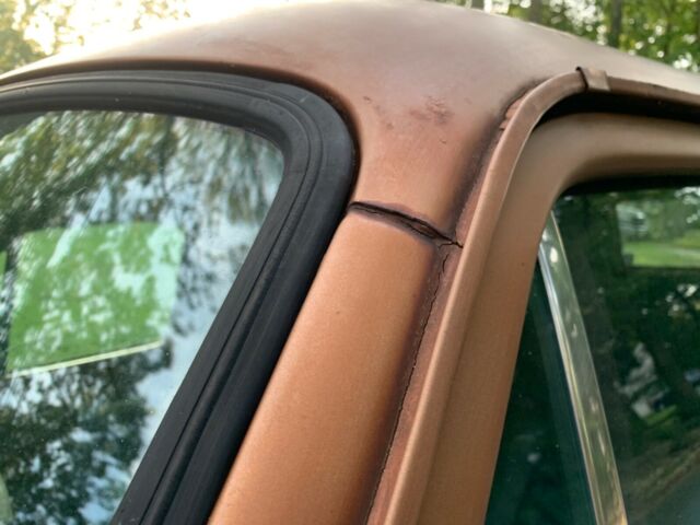 Dodge B200 Van 1977 image number 6