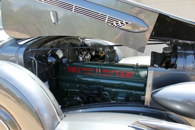 Buick Series 90 1936 image number 6