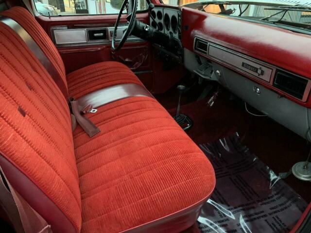 Chevrolet C/K Pickup 2500 1979 image number 24