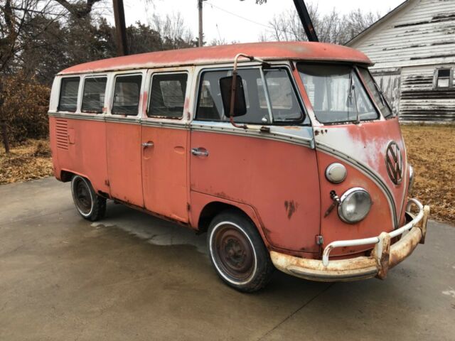 Volkswagen Bus/Vanagon 1966 image number 35