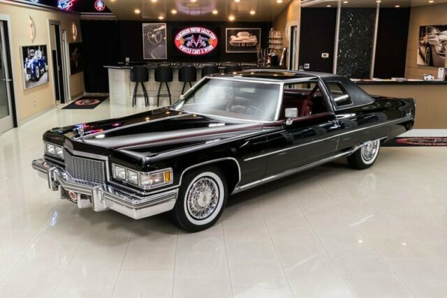 Cadillac DeVille 1975 image number 27