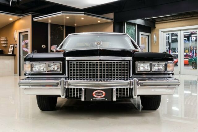 Cadillac DeVille 1975 image number 28