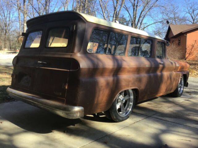 Chevrolet Suburban 1960 image number 17