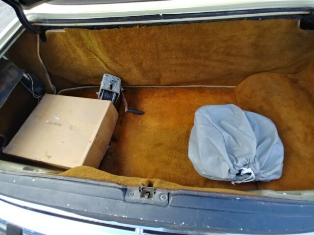 Mercedes-Benz SL-Class 1978 image number 25