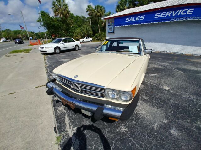 Mercedes-Benz SL-Class 1978 image number 3
