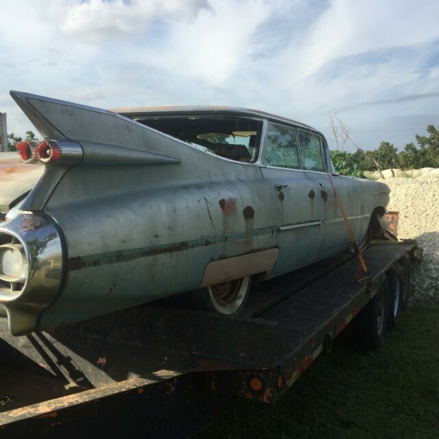 Cadillac DeVille 1959 image number 4
