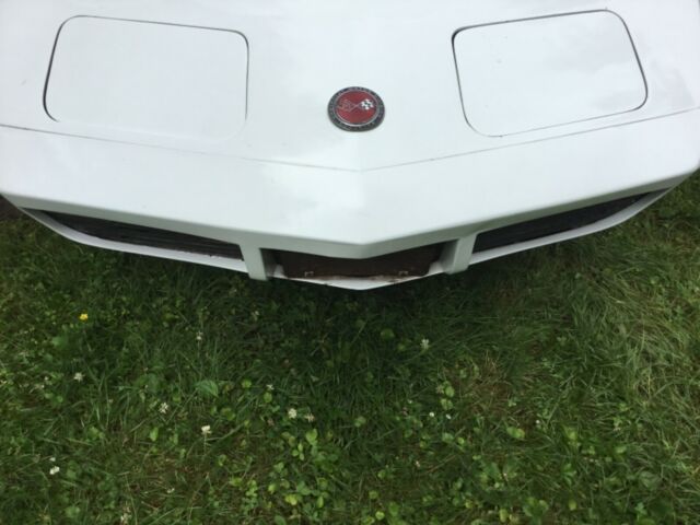 Chevrolet Corvette 1974 image number 14