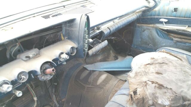 Chrysler Imperial 1961 image number 6