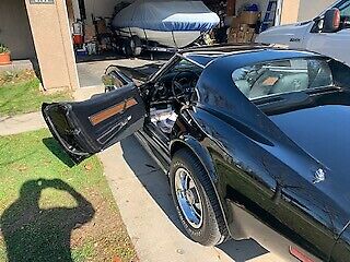 Chevrolet Corvette 1974 image number 3