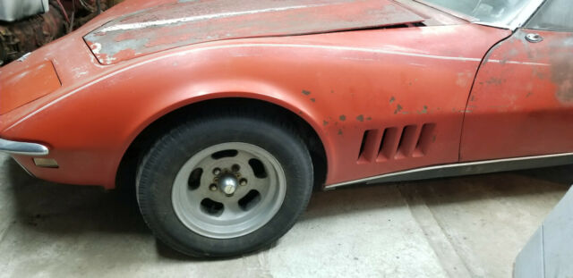 Chevrolet Corvette 1968 image number 16