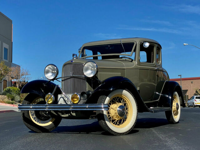 Ford 5 WINDOW COUPE 1932 image number 14
