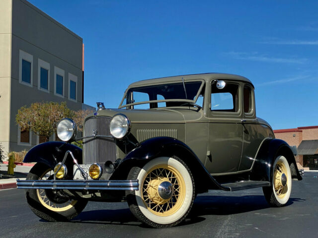 Ford 5 WINDOW COUPE 1932 image number 19