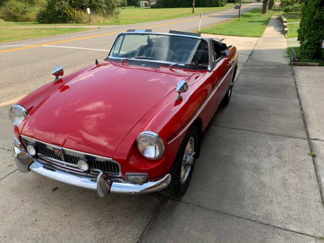 MG MGB 1964 image number 26