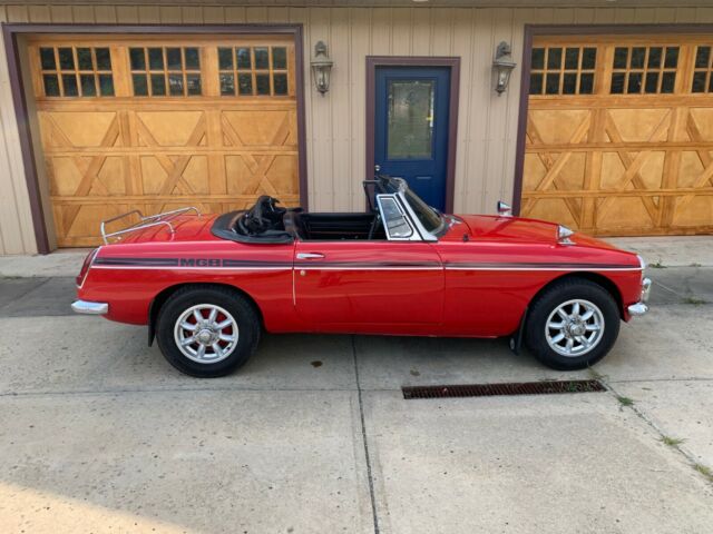 MG MGB 1964 image number 28