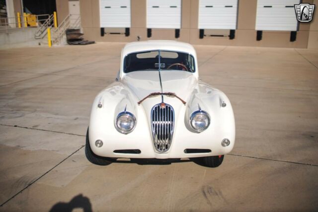 Jaguar XK 1957 image number 26