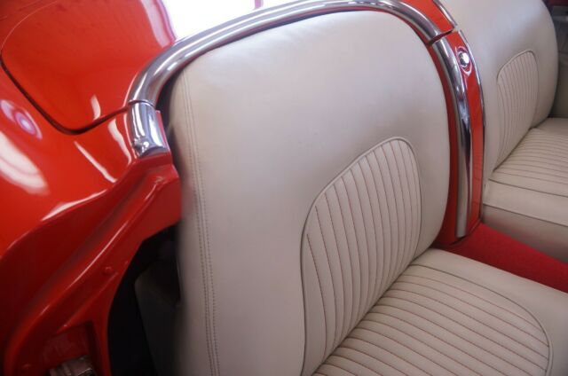 Chevrolet Corvette 1955 image number 14