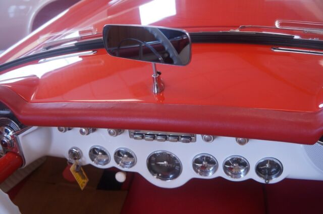 Chevrolet Corvette 1955 image number 17