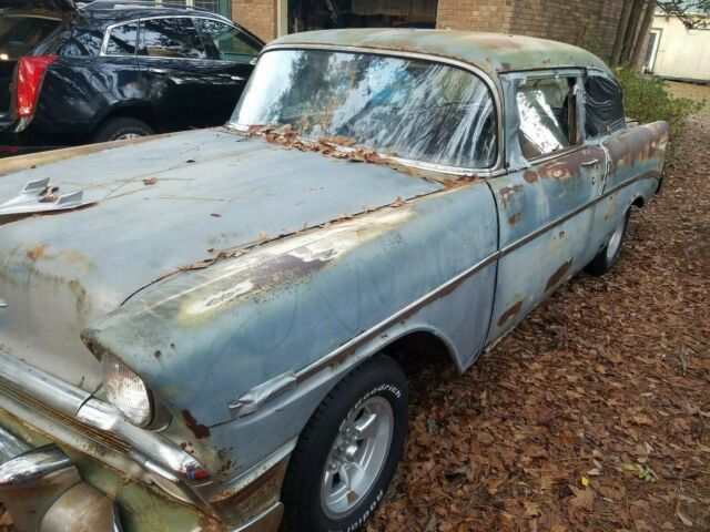 Chevrolet Bel Air/150/210 1956 image number 2