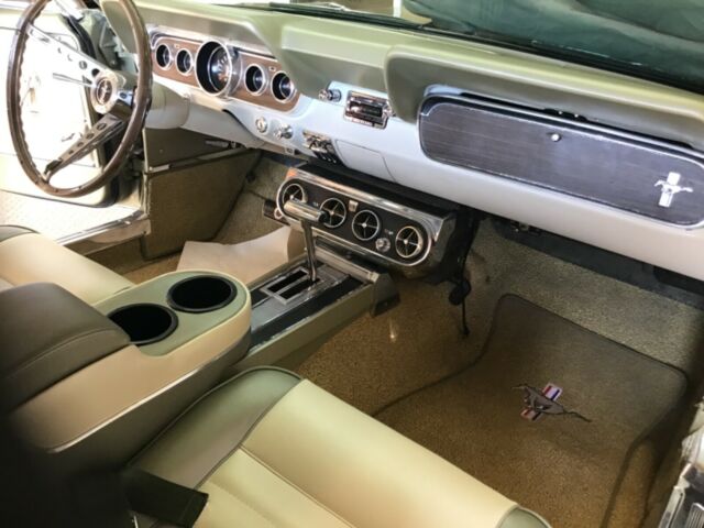 Ford Mustang 1966 image number 41