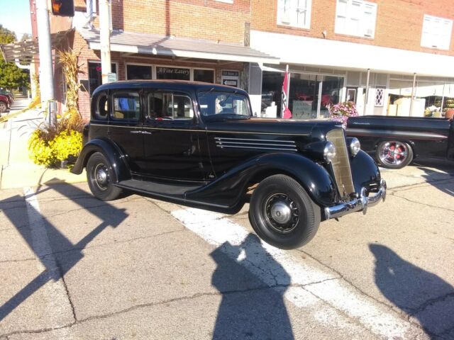 Buick Series 41 1935 image number 38