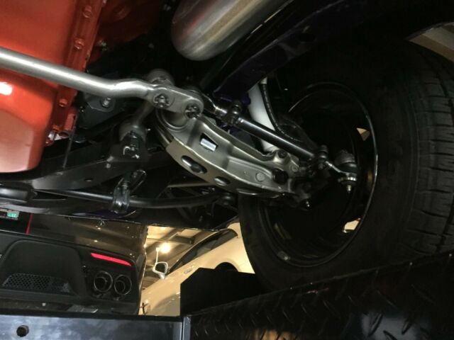 Plymouth Road Runner 1970 image number 12