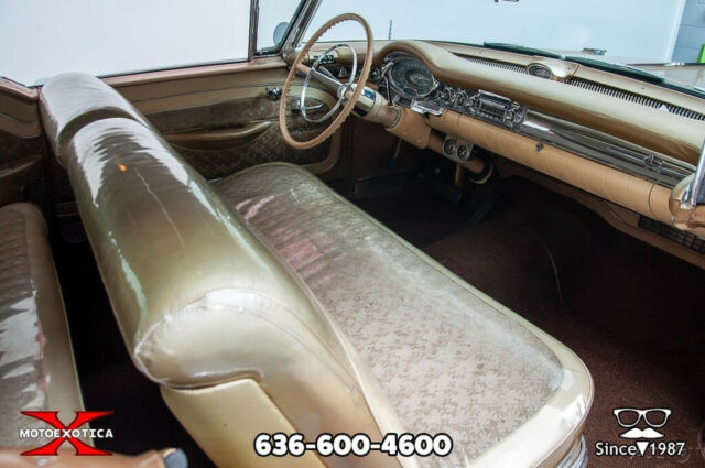 Oldsmobile Starfire 98 Holiday 1957 image number 14