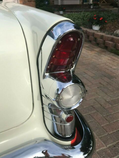 Buick Century 1955 image number 19