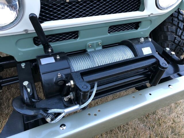 Toyota Land Cruiser 1970 image number 22