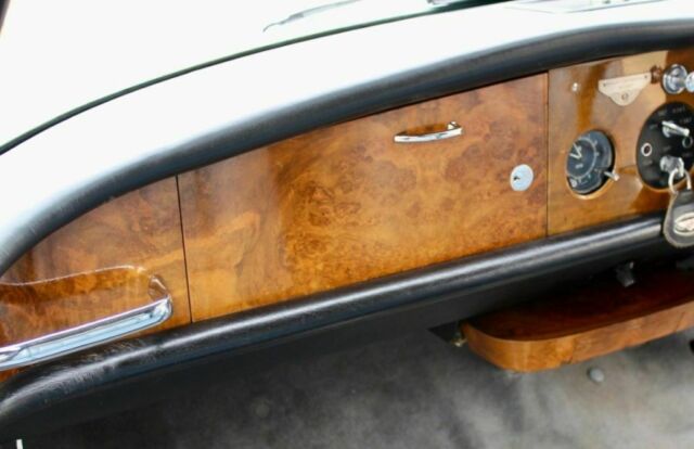 Bentley S2 Continental DHC 1961 image number 45