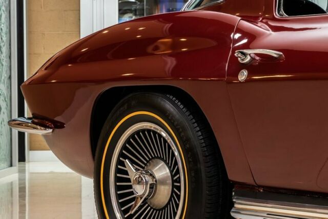 Chevrolet Corvette 1966 image number 21