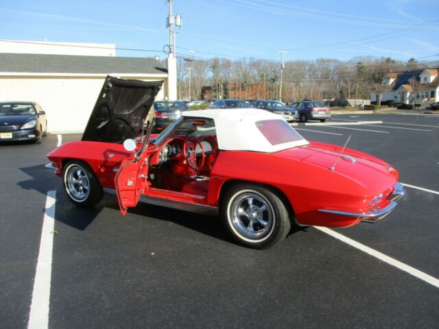 Chevrolet Corvette 1963 image number 1