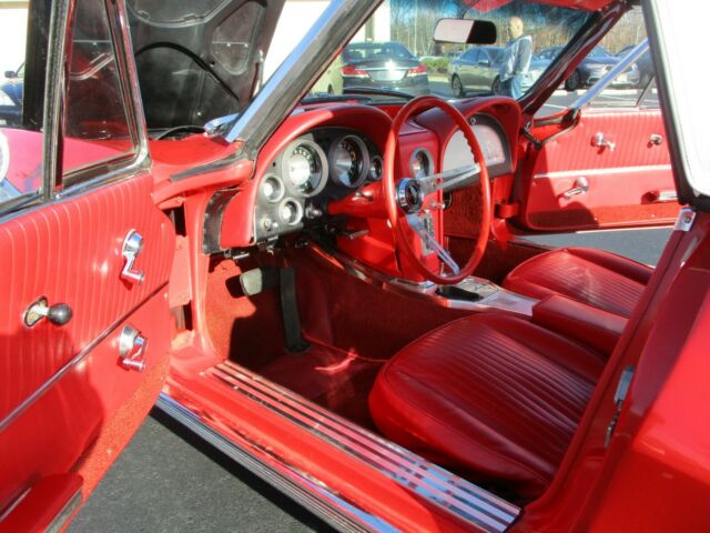 Chevrolet Corvette 1963 image number 13