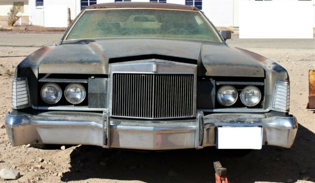Lincoln Continental 1976 image number 17