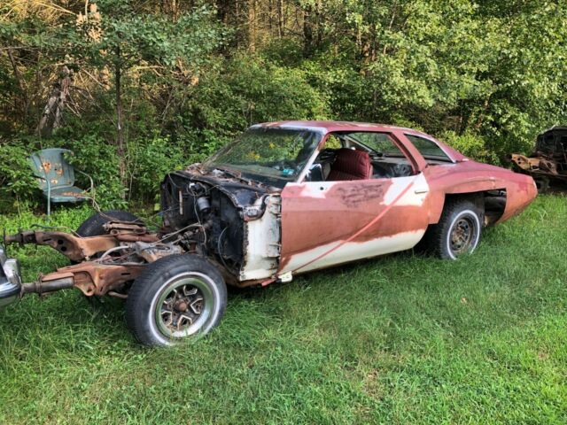 Pontiac Le Mans 1977 image number 1