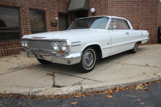 Chevrolet Impala 1963 image number 24