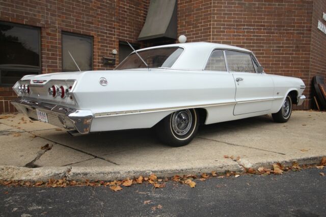 Chevrolet Impala 1963 image number 29
