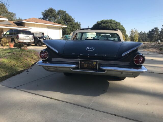 Buick Electra 1960 image number 27