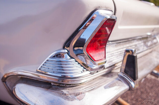 Chrysler 300K 1964 image number 8