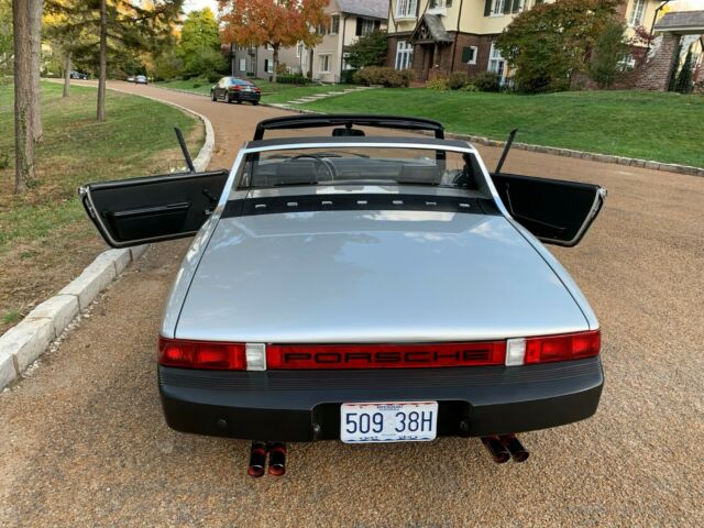 Porsche 914 1975 image number 2