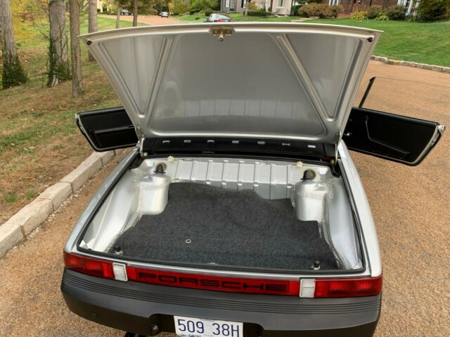 Porsche 914 1975 image number 32
