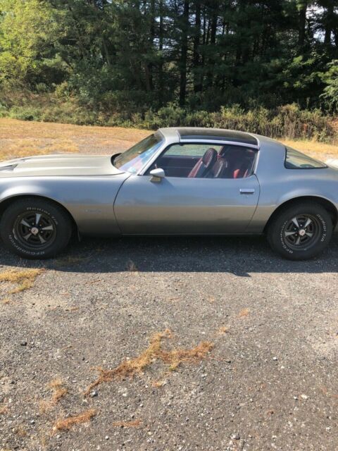 Pontiac Firebird 1979 image number 0