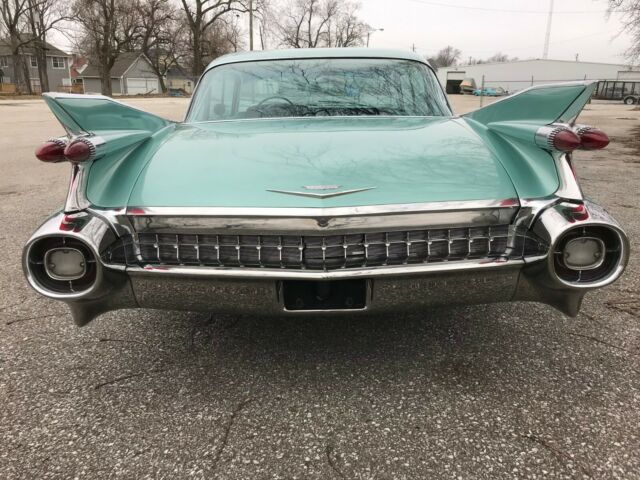 Cadillac Series 62 1959 image number 5