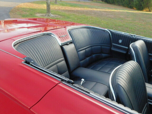 Ford Thunderbird 1966 image number 14