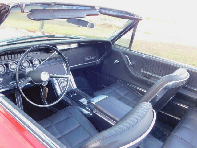 Ford Thunderbird 1966 image number 39