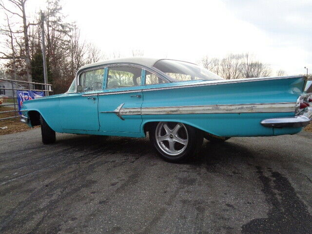 Chevrolet Impala 1960 image number 34