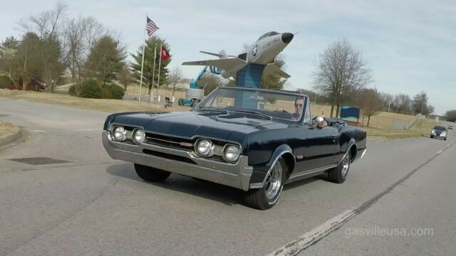 Oldsmobile 442 1967 image number 0