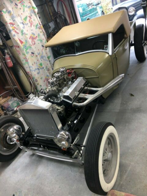 Ford Model A 1931 image number 0