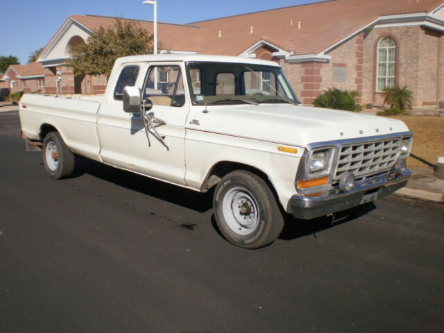 Ford F-250 1979 image number 0