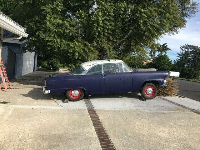 Ford Fairlane 1955 image number 31